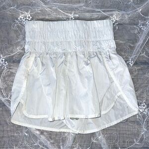 Free People White Shorts High Waisted Size Small